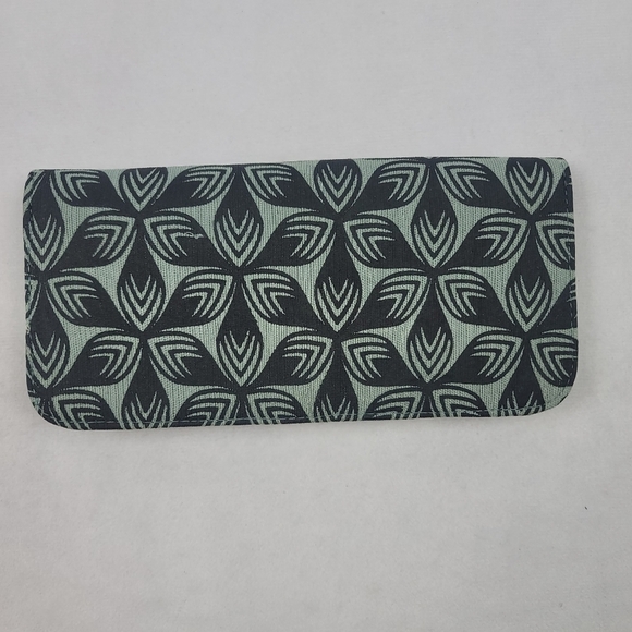 NWT sustainable ethical recycled fair-trade wallet - Picture 5 of 5